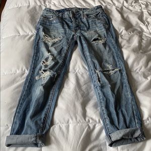 American Eagle destroyed boy crop jeans